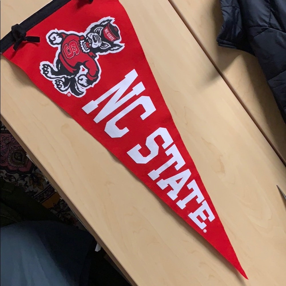 NC state flag